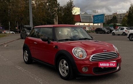 MINI Hatch, 2011 год, 850 000 рублей, 2 фотография