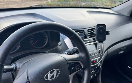 Hyundai Solaris II рестайлинг, 2014 год, 590 000 рублей, 6 фотография