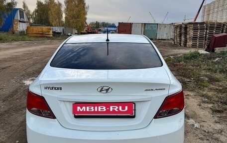 Hyundai Solaris II рестайлинг, 2014 год, 590 000 рублей, 5 фотография