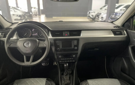 Skoda Rapid I, 2017 год, 1 100 000 рублей, 9 фотография