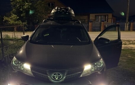 Toyota RAV4, 2013 год, 2 050 000 рублей, 1 фотография
