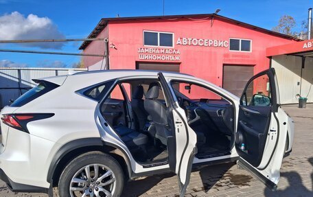 Lexus NX I, 2017 год, 2 700 000 рублей, 15 фотография