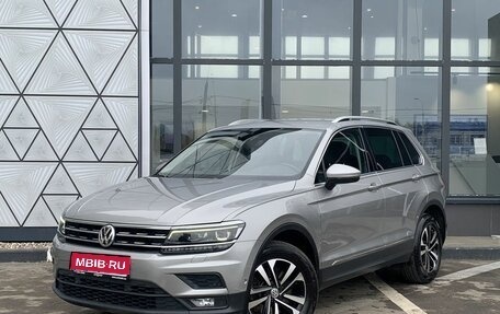 Volkswagen Tiguan II, 2019 год, 2 599 000 рублей, 1 фотография