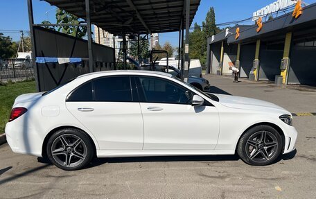 Mercedes-Benz C-Класс, 2019 год, 2 600 000 рублей, 3 фотография