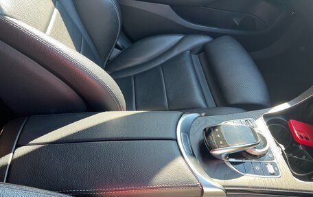 Mercedes-Benz C-Класс, 2019 год, 2 600 000 рублей, 34 фотография