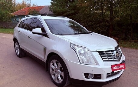 Cadillac SRX II рестайлинг, 2015 год, 1 350 000 рублей, 2 фотография