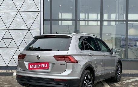 Volkswagen Tiguan II, 2019 год, 2 599 000 рублей, 8 фотография