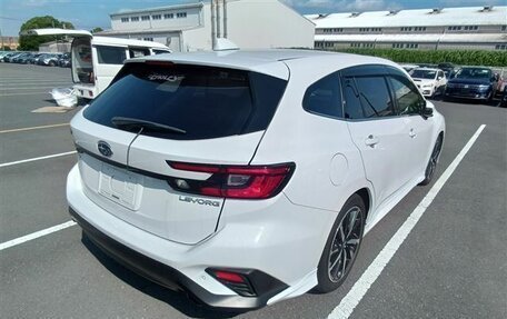 Subaru Levorg, 2022 год, 2 200 000 рублей, 15 фотография