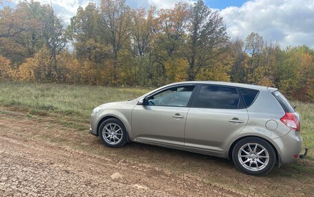 KIA cee'd I рестайлинг, 2011 год, 555 000 рублей, 3 фотография