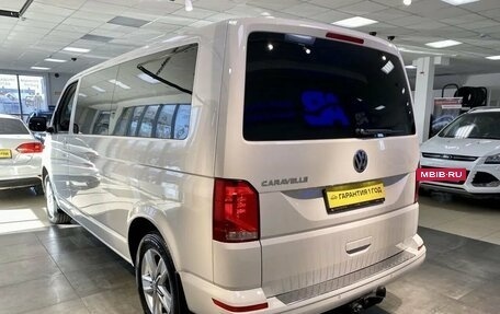 Volkswagen Caravelle T6 рестайлинг, 2020 год, 4 640 000 рублей, 6 фотография