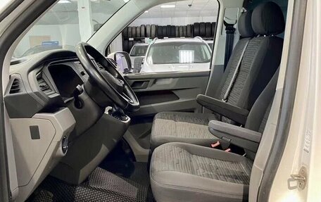 Volkswagen Caravelle T6 рестайлинг, 2020 год, 4 640 000 рублей, 13 фотография