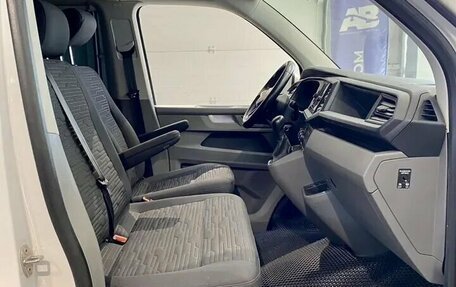 Volkswagen Caravelle T6 рестайлинг, 2020 год, 4 640 000 рублей, 17 фотография