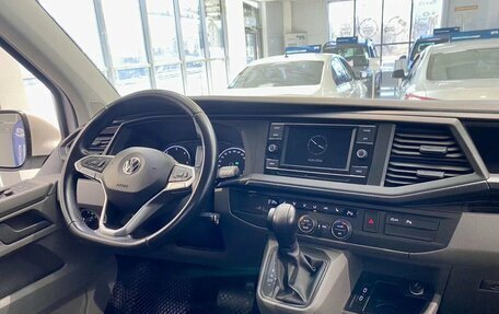 Volkswagen Caravelle T6 рестайлинг, 2020 год, 4 640 000 рублей, 26 фотография