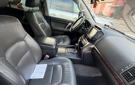 Toyota Land Cruiser 200, 2008 год, 2 250 000 рублей, 14 фотография