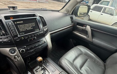 Toyota Land Cruiser 200, 2008 год, 2 250 000 рублей, 16 фотография