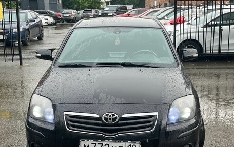 Toyota Avensis III рестайлинг, 2006 год, 648 000 рублей, 24 фотография