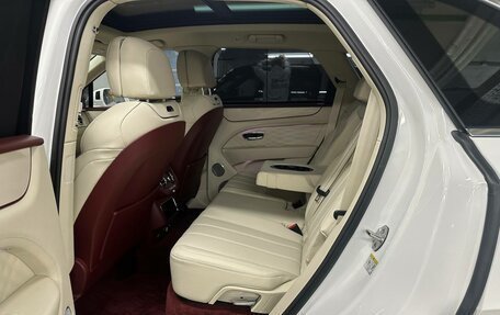 Bentley Bentayga I, 2026 год, 39 000 000 рублей, 9 фотография
