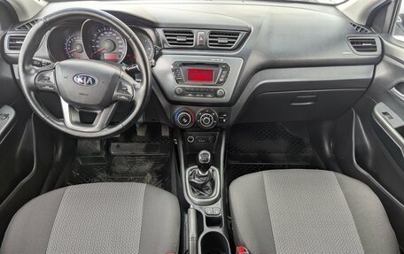 KIA Rio III рестайлинг, 2014 год, 870 000 рублей, 20 фотография