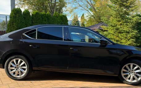 Skoda Superb III рестайлинг, 2022 год, 2 450 000 рублей, 4 фотография