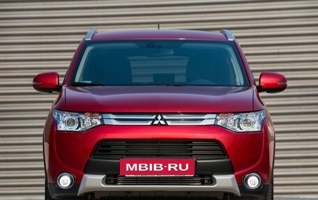 Mitsubishi Outlander III рестайлинг 3, 2014 год, 2 220 000 рублей, 3 фотография