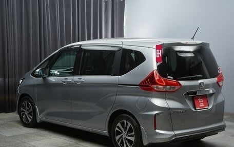 Honda Freed II, 2018 год, 1 379 000 рублей, 6 фотография