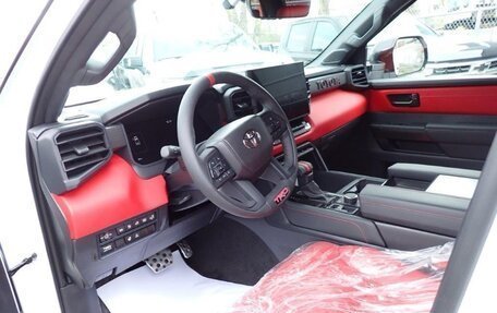 Toyota Tundra, 2025 год, 15 500 000 рублей, 6 фотография
