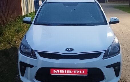 KIA Rio IV, 2018 год, 1 400 000 рублей, 1 фотография