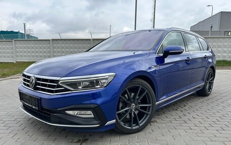 Volkswagen Passat B8 рестайлинг, 2021 год, 3 320 000 рублей, 2 фотография
