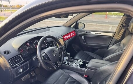 Volkswagen Touareg III, 2017 год, 2 700 000 рублей, 6 фотография