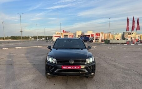 Volkswagen Touareg III, 2017 год, 2 700 000 рублей, 2 фотография
