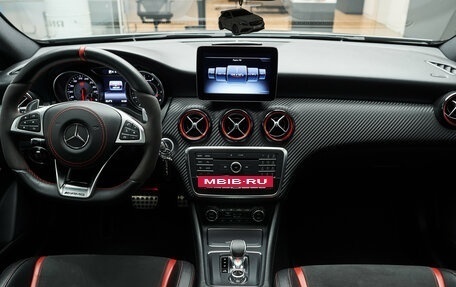 Mercedes-Benz A-Класс AMG, 2017 год, 2 790 000 рублей, 13 фотография