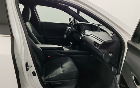 Lexus UX I, 2021 год, 2 999 000 рублей, 18 фотография