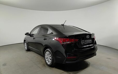 Hyundai Solaris II рестайлинг, 2017 год, 1 375 000 рублей, 8 фотография