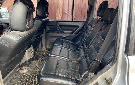 Mitsubishi Pajero III рестайлинг, 2001 год, 300 000 рублей, 5 фотография