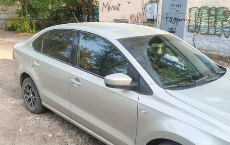 Volkswagen Polo VI (EU Market), 2014 год, 880 000 рублей, 1 фотография