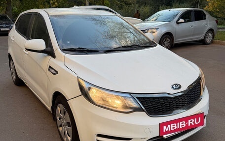 KIA Rio III рестайлинг, 2015 год, 920 000 рублей, 8 фотография