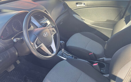 Hyundai Solaris II рестайлинг, 2014 год, 1 090 000 рублей, 12 фотография