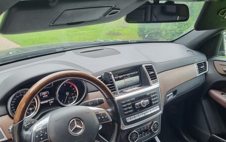 Mercedes-Benz M-Класс, 2013 год, 3 400 000 рублей, 6 фотография
