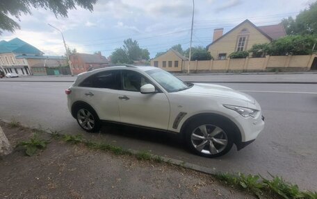 Infiniti FX II, 2009 год, 1 300 000 рублей, 9 фотография