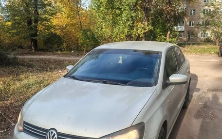 Volkswagen Polo VI (EU Market), 2014 год, 880 000 рублей, 3 фотография