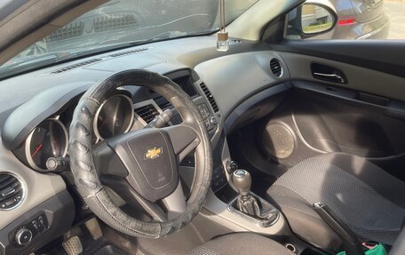 Chevrolet Cruze II, 2012 год, 550 000 рублей, 6 фотография