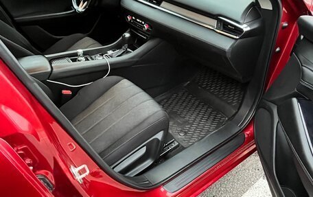 Mazda 6, 2020 год, 2 200 000 рублей, 11 фотография