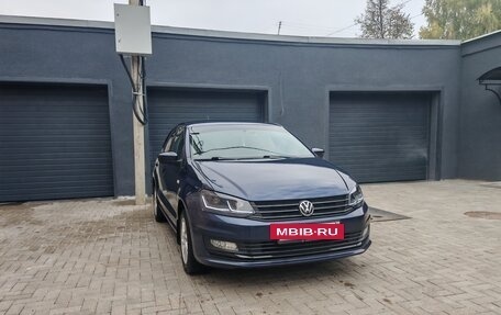 Volkswagen Polo VI (EU Market), 2017 год, 1 280 000 рублей, 2 фотография