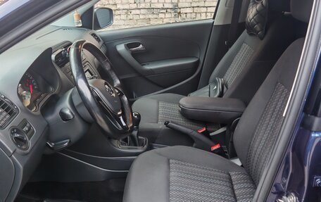 Volkswagen Polo VI (EU Market), 2017 год, 1 280 000 рублей, 25 фотография