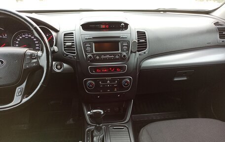 KIA Sorento II рестайлинг, 2015 год, 1 830 000 рублей, 15 фотография