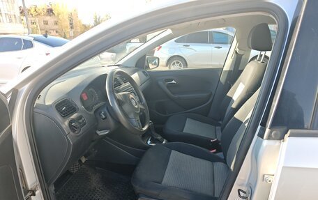 Volkswagen Polo VI (EU Market), 2012 год, 800 000 рублей, 8 фотография