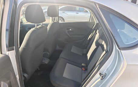 Volkswagen Polo VI (EU Market), 2012 год, 800 000 рублей, 9 фотография