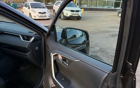 Toyota RAV4, 2019 год, 3 000 000 рублей, 8 фотография