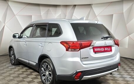 Mitsubishi Outlander III рестайлинг 3, 2017 год, 1 855 000 рублей, 4 фотография