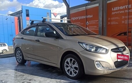 Hyundai Solaris II рестайлинг, 2014 год, 870 000 рублей, 5 фотография